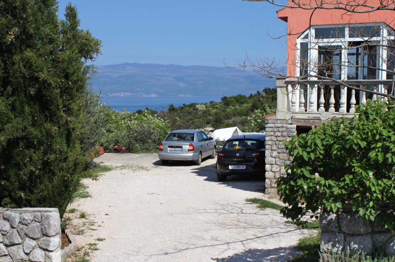 Apartments With A Parking Space Vrbnik, Krk - 429 Экстерьер фото